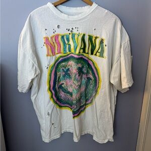 🦋urban outfitters distressed tee🦋